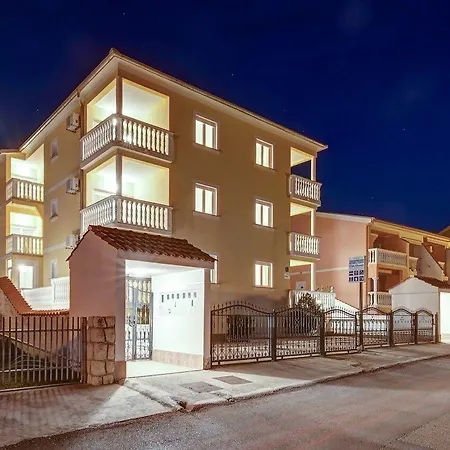 Apartment Oleander *