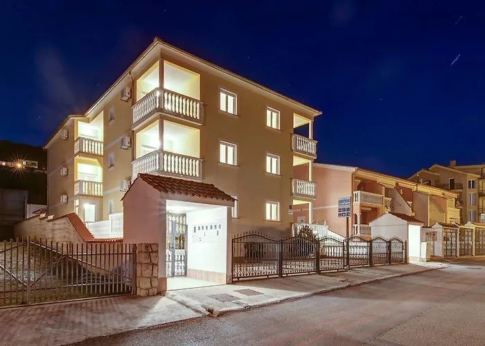 Апартаменты Oleander *