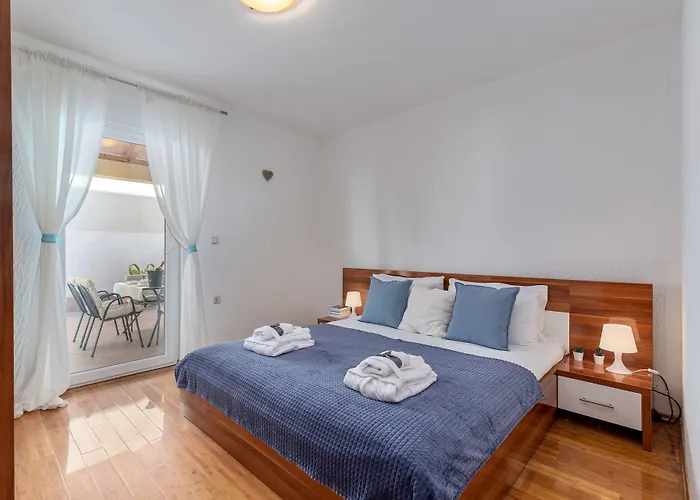 Апартаменты Oleander *